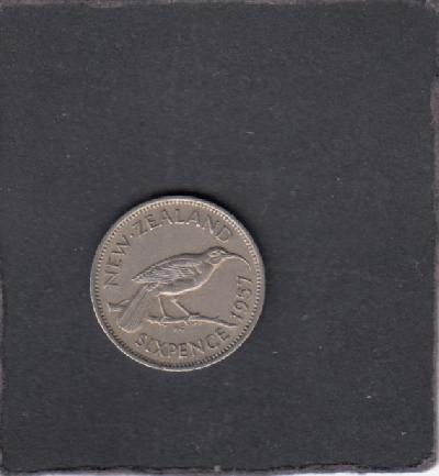 Beschrijving: 6 Pence HUIA BIRD 